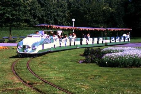 Amsteltrein door het Amstelpark